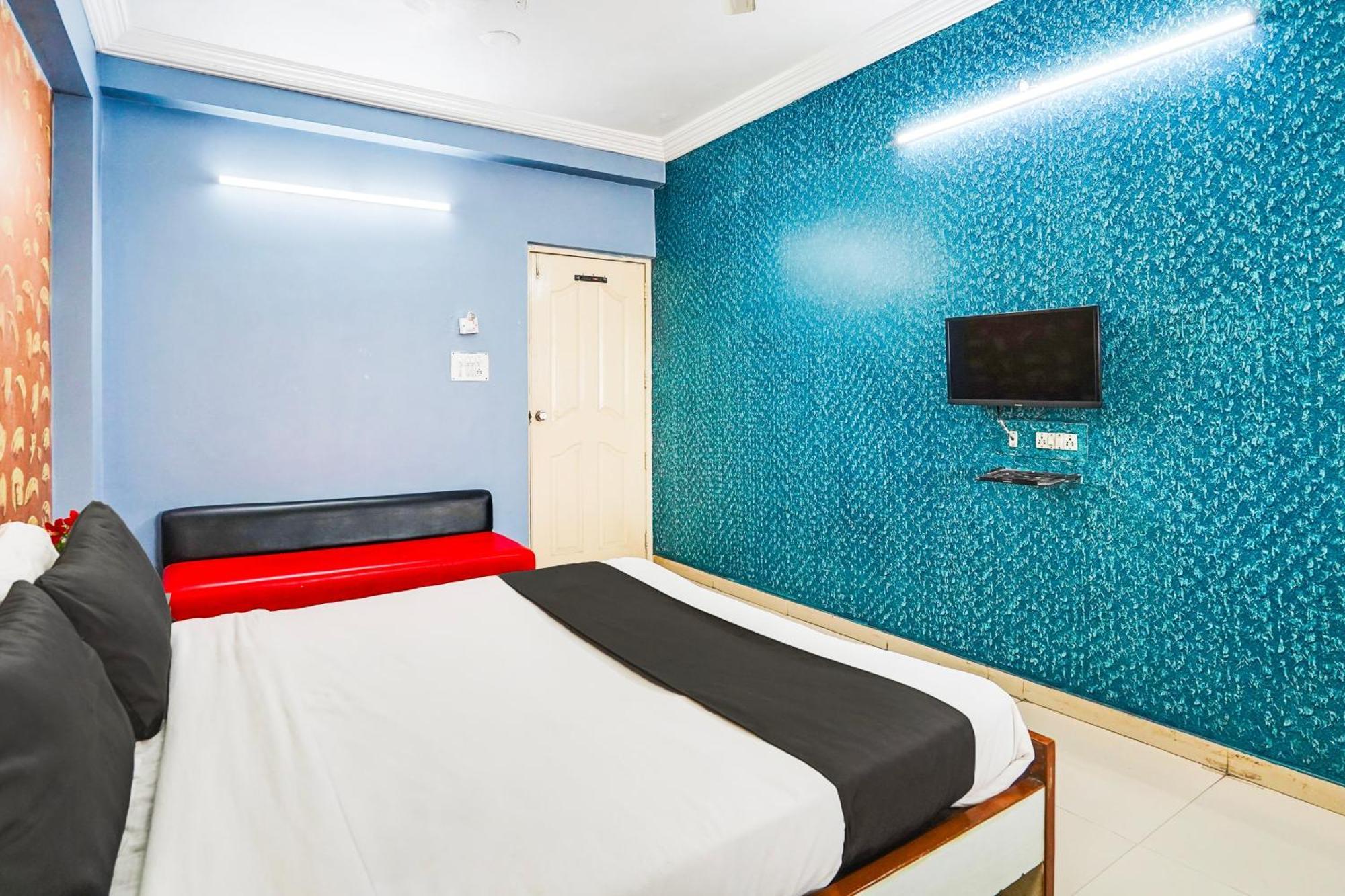 Hotel O Vibrant Residency أحمد أباد المظهر الخارجي الصورة