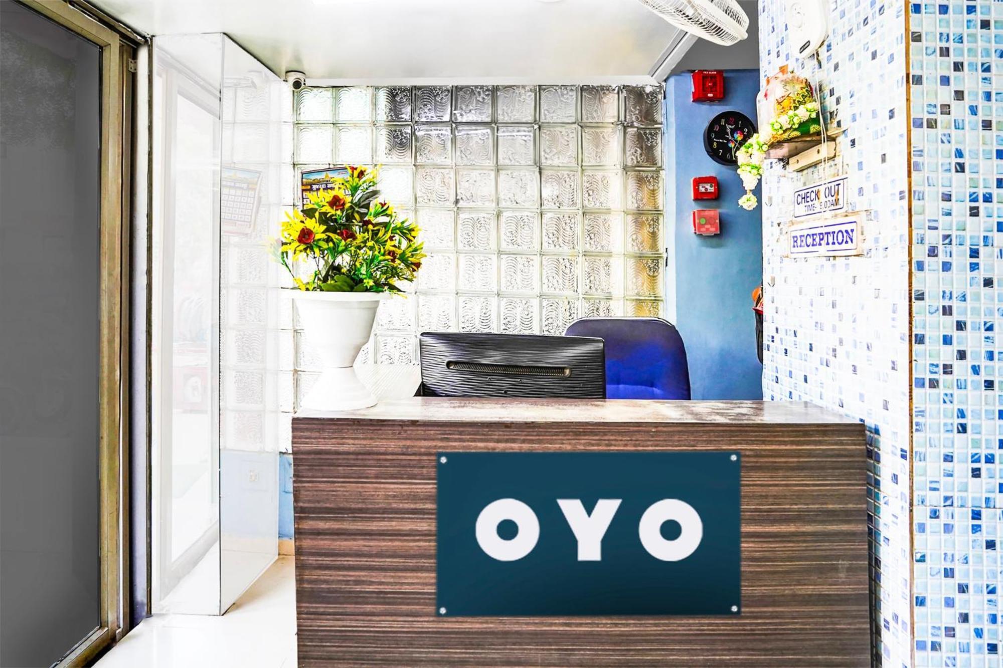 Hotel O Vibrant Residency أحمد أباد المظهر الخارجي الصورة