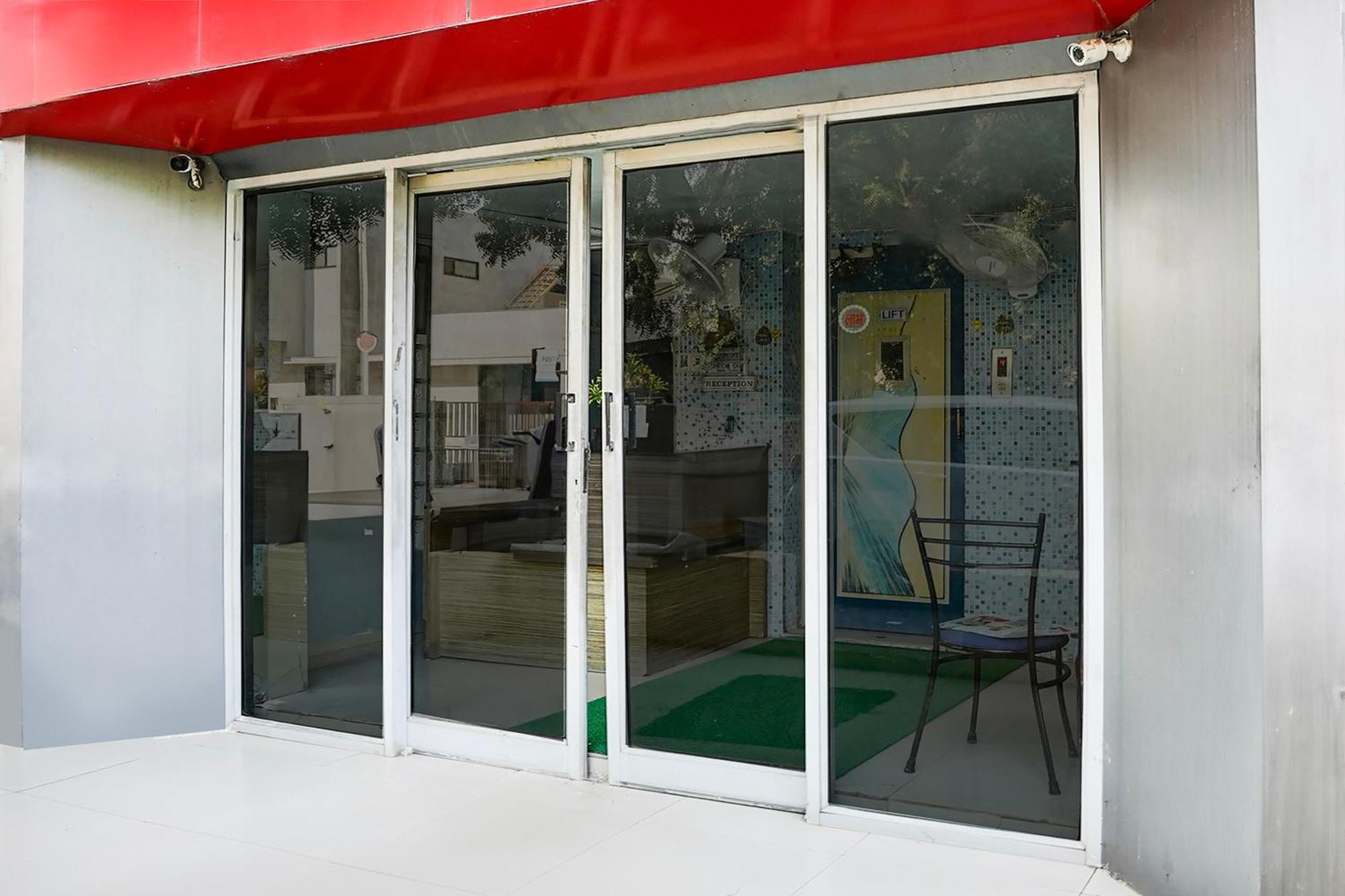 Hotel O Vibrant Residency أحمد أباد المظهر الخارجي الصورة